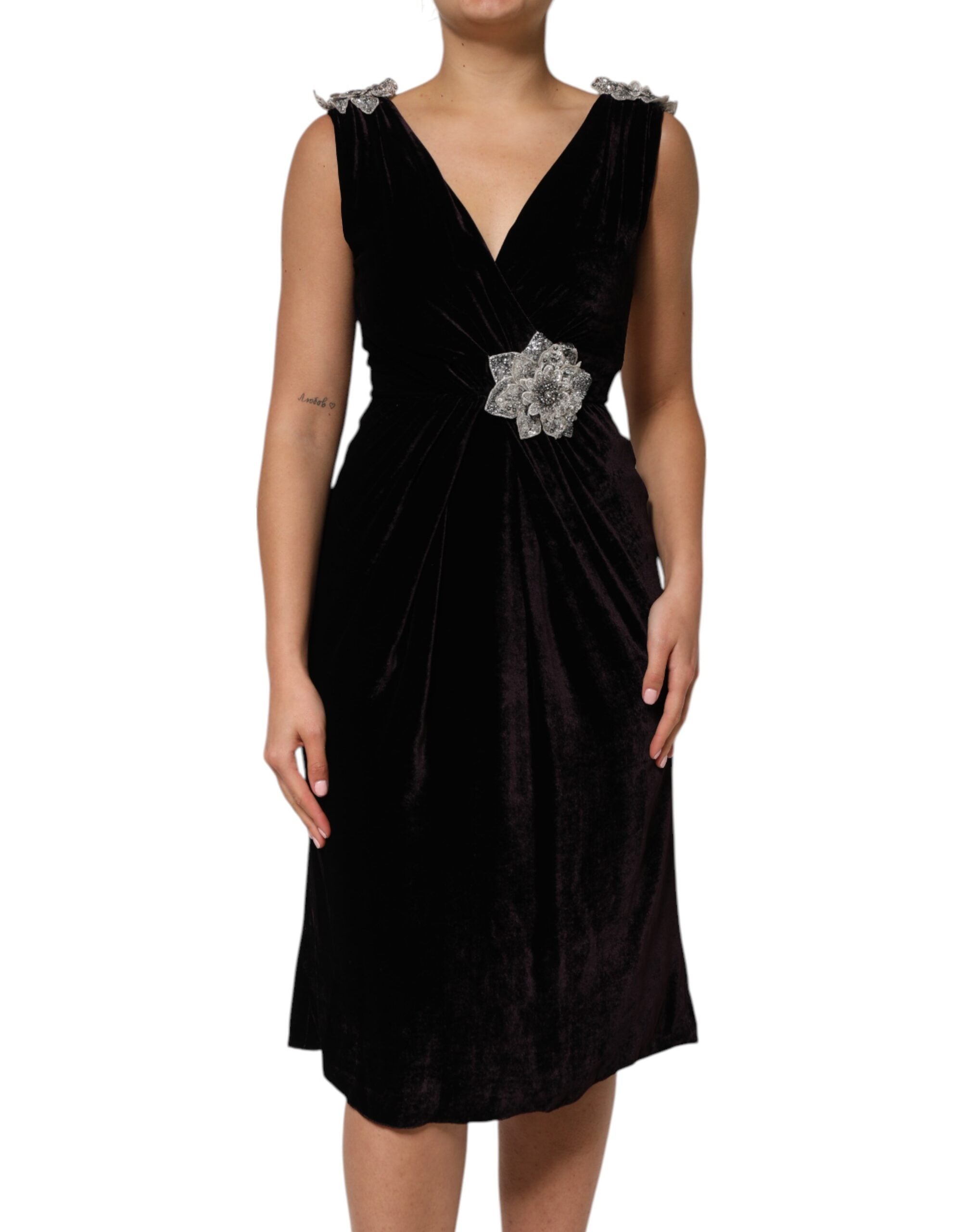 aline velvet dress Dolce & Gabbana Black Flower Embellishment Women's Kiss The Sky Alessia and a flowing floor may2026 Color:Punch