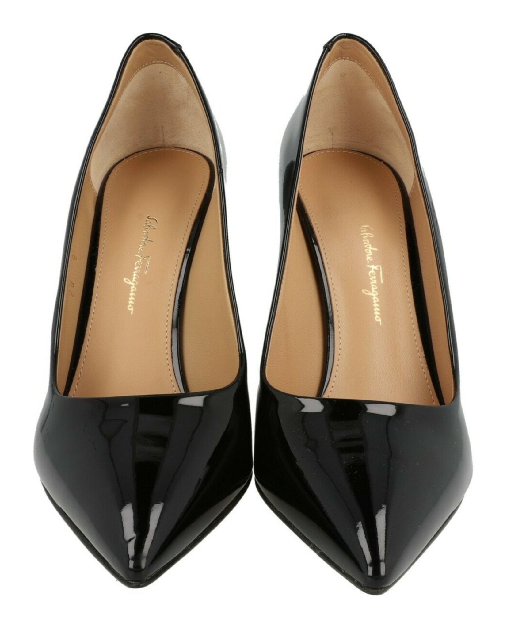 Ferragamo Womens Ilary X5 Patent Leather Pumps - Narrow Width