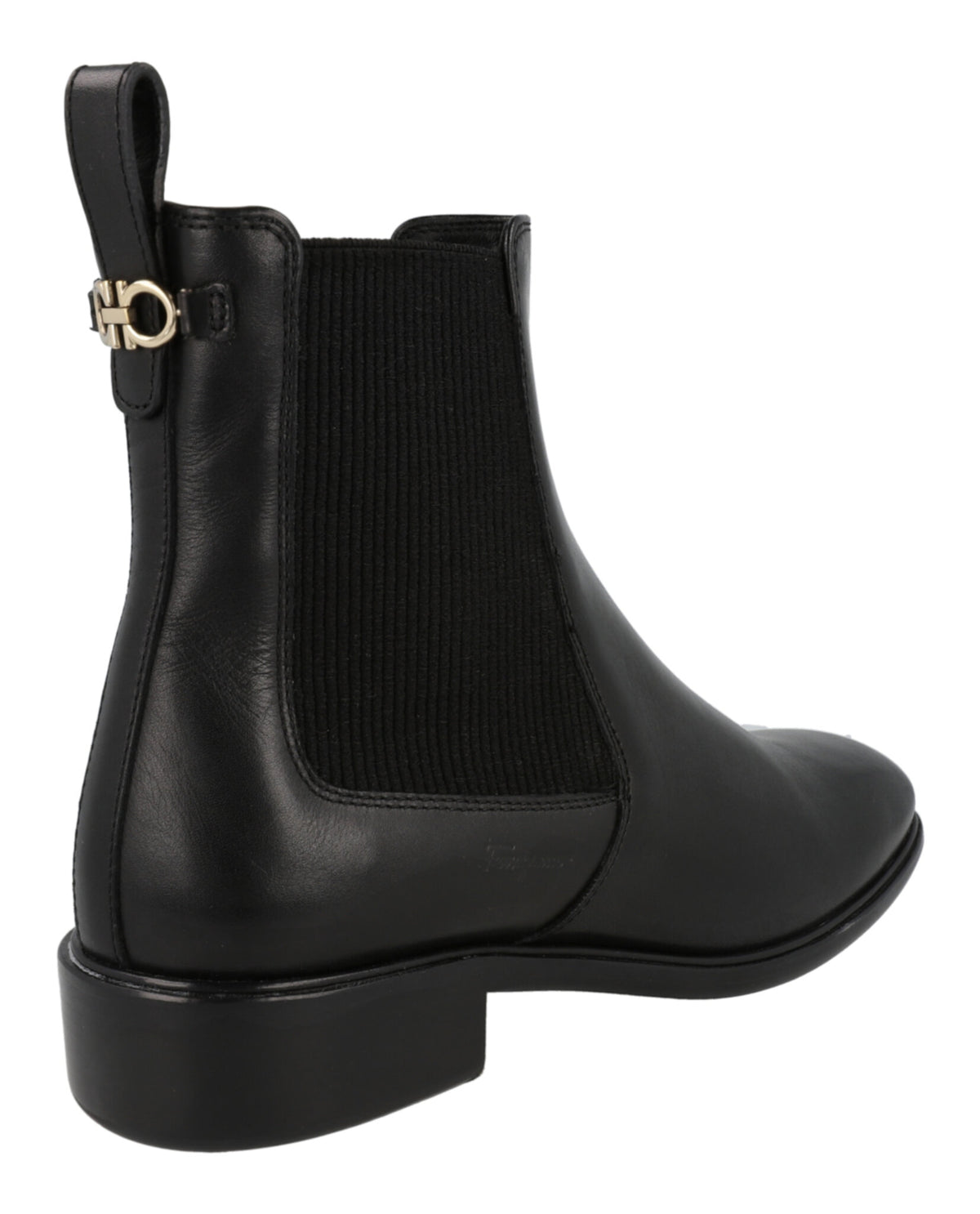 Ferragamo Womens Oddo Chelsea Boots