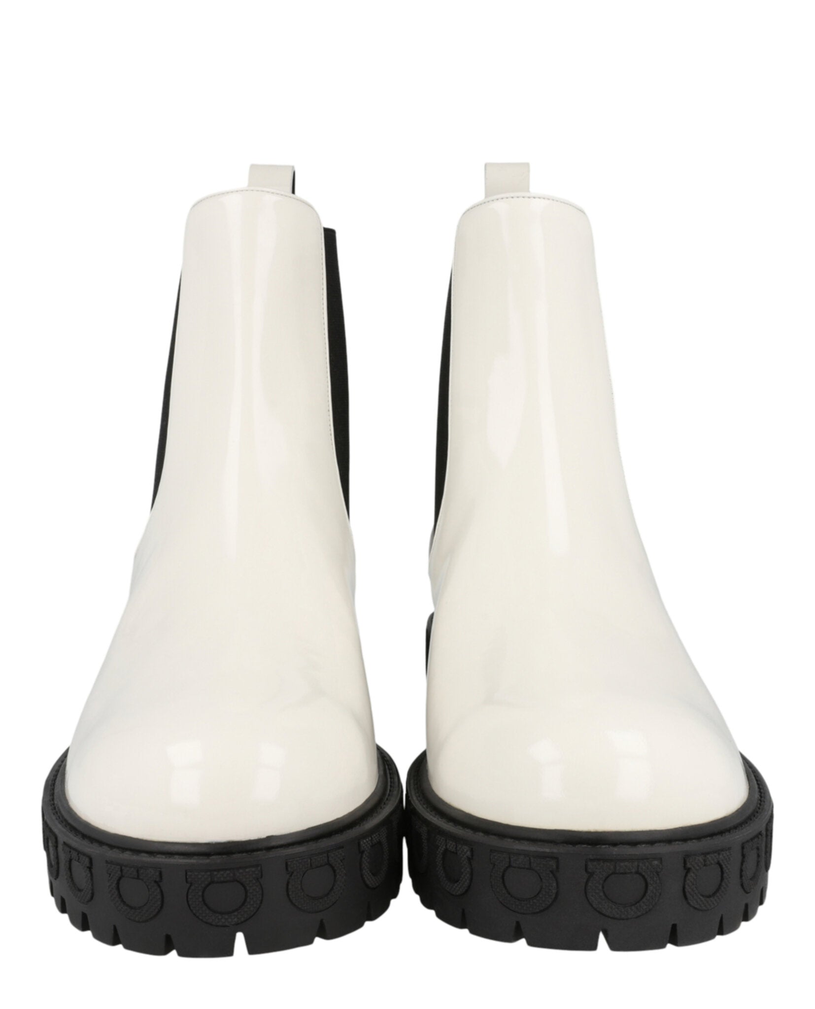 Ferragamo Womens Varsi Patent Leather Bootie