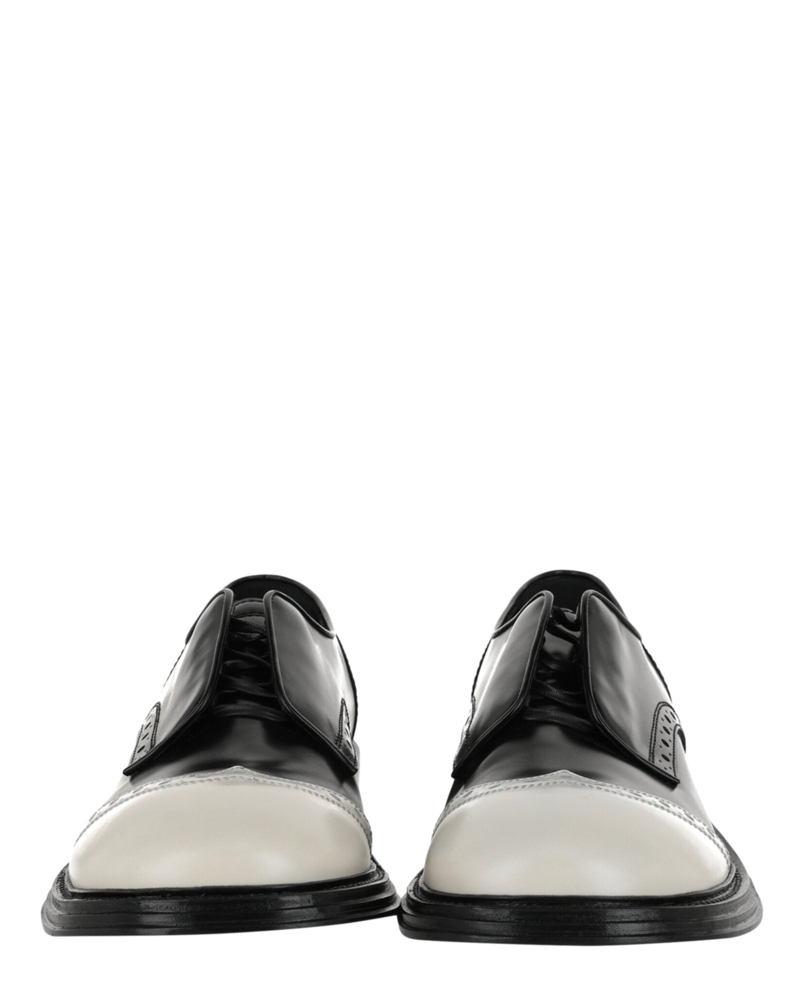 Ferragamo Mens Festo Wingtip Derby Shoes - Wide Width