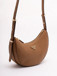 Prada Women ``Prada Galleria` Large Leather Bag