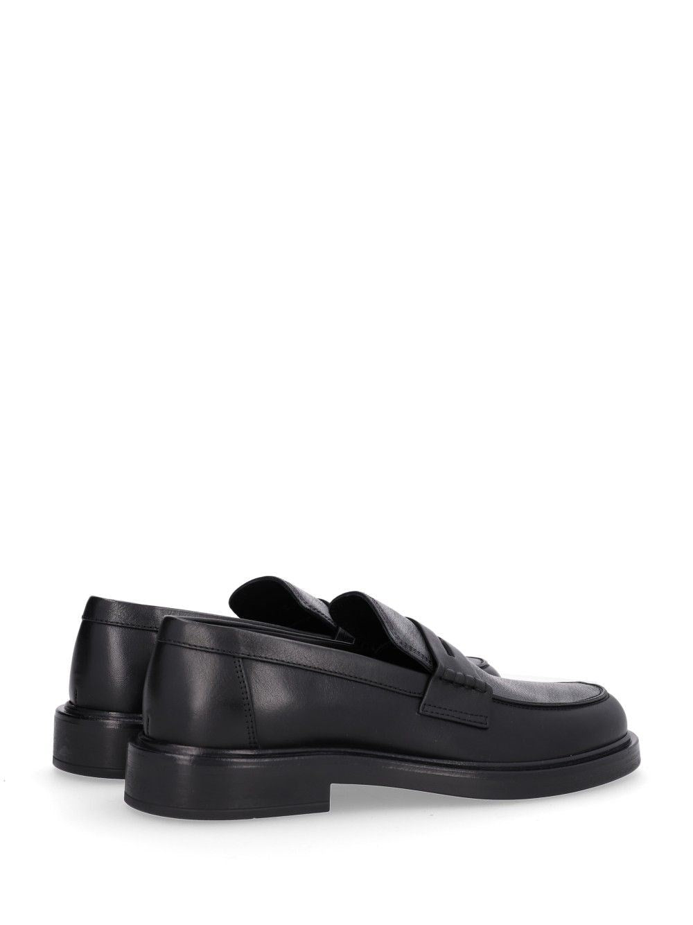 Burberry Burberry Men Pembroke Loafers In Leather And Check