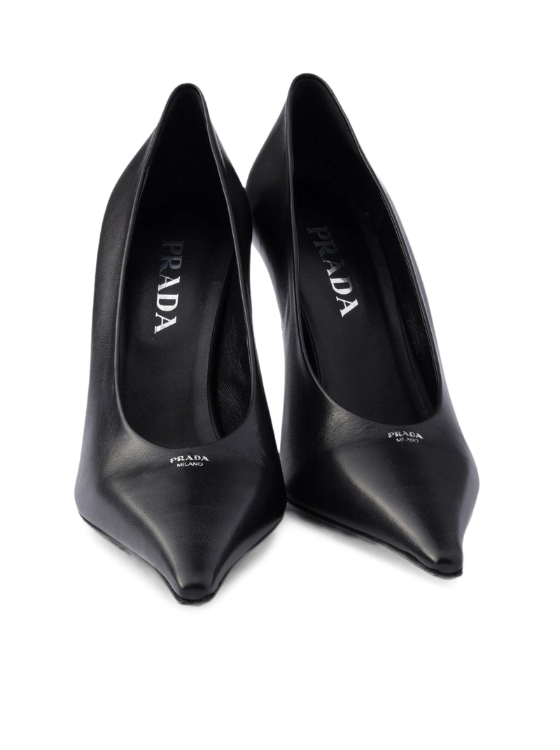 Prada Women Pointed Pump In Smooth Leather