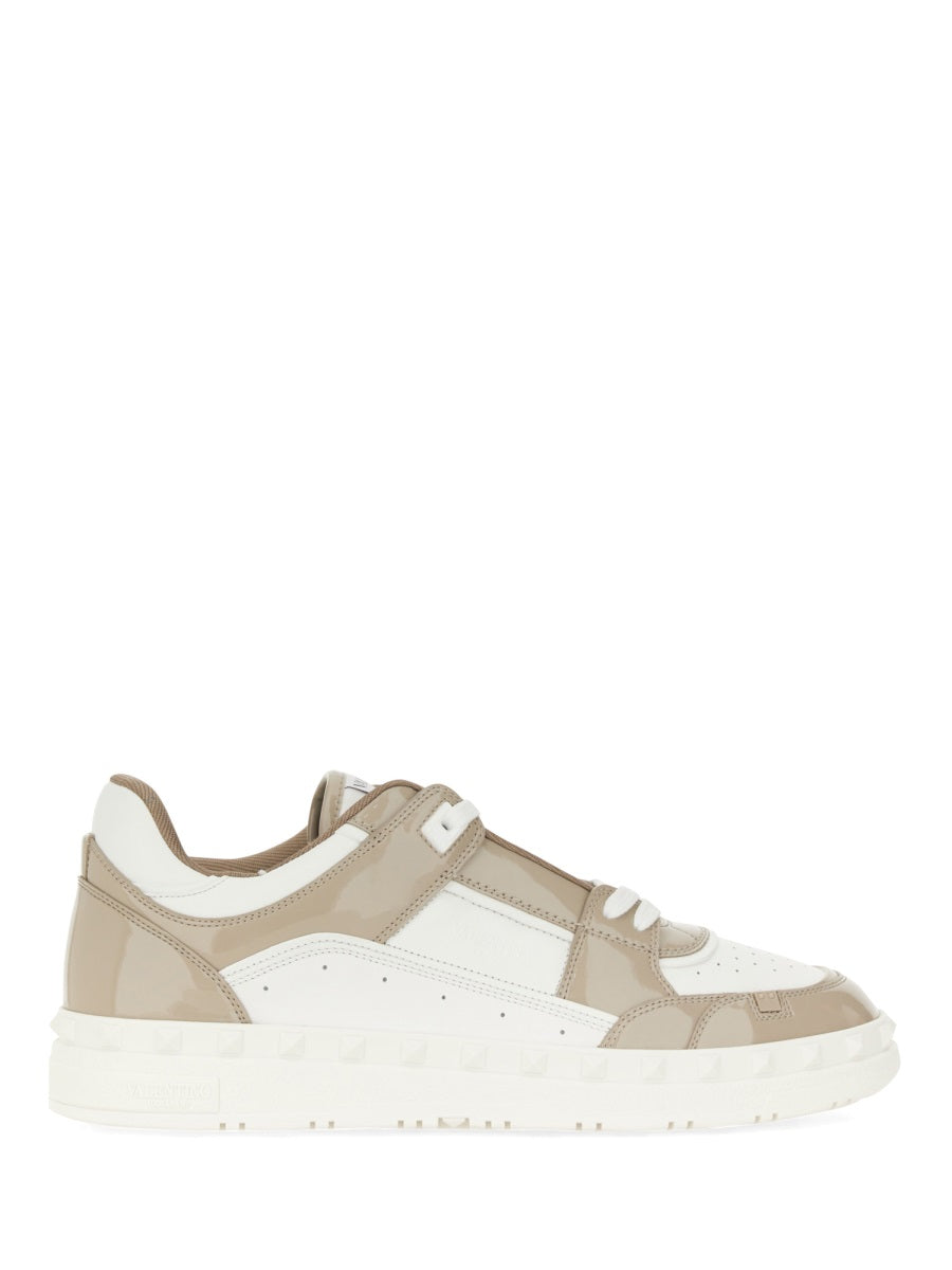 Valentino Garavani Men Low Top Sneaker "Freedots"