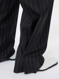 Sportmax Women Stretch Wool Trousers With Pleats - Black