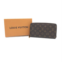 Louis Vuitton Monogram Zippy Wallet In Good Women's Condition (Authentic Pre-Loved)