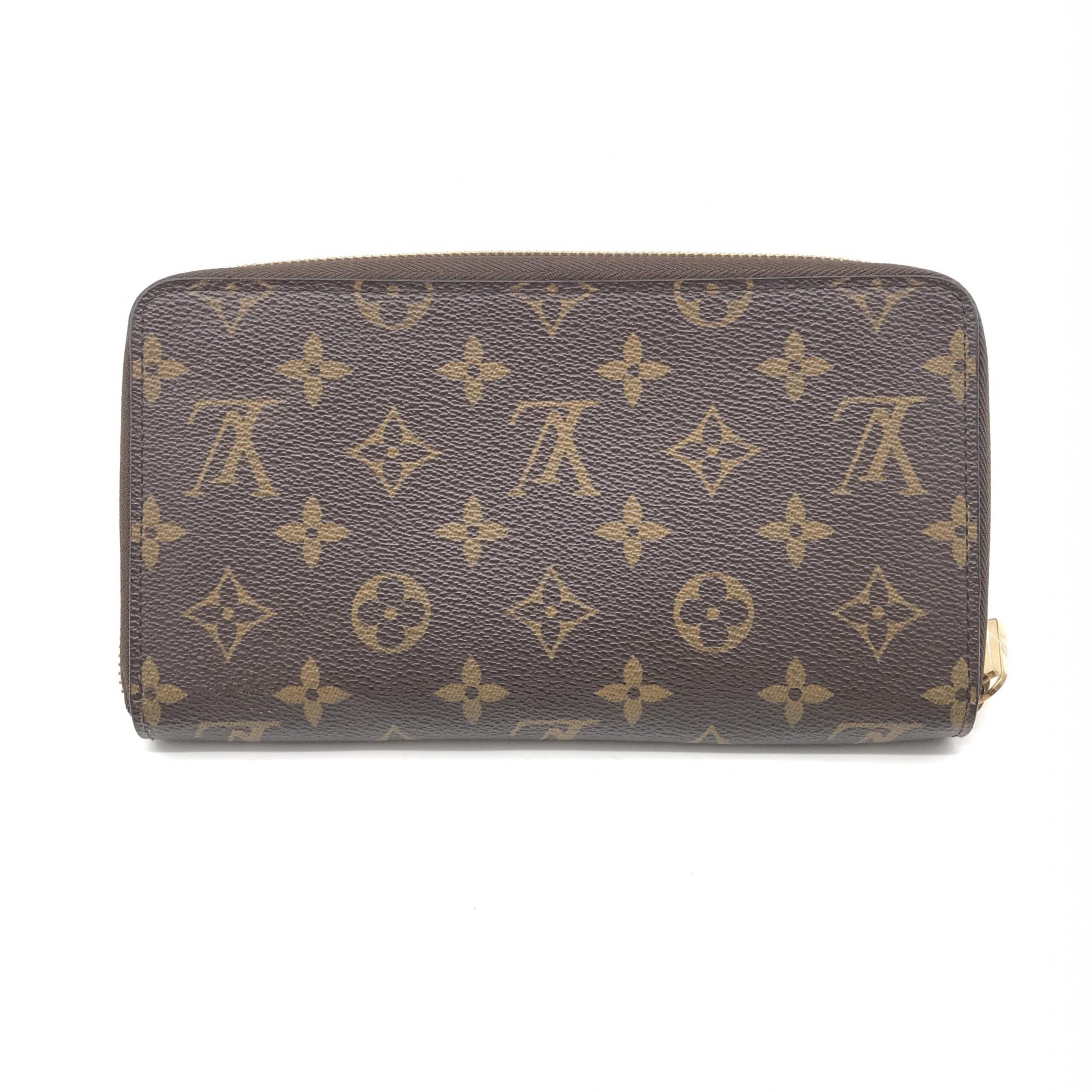 Louis Vuitton Monogram Zippy Wallet In Good Women's Condition (Authentic Pre-Loved)