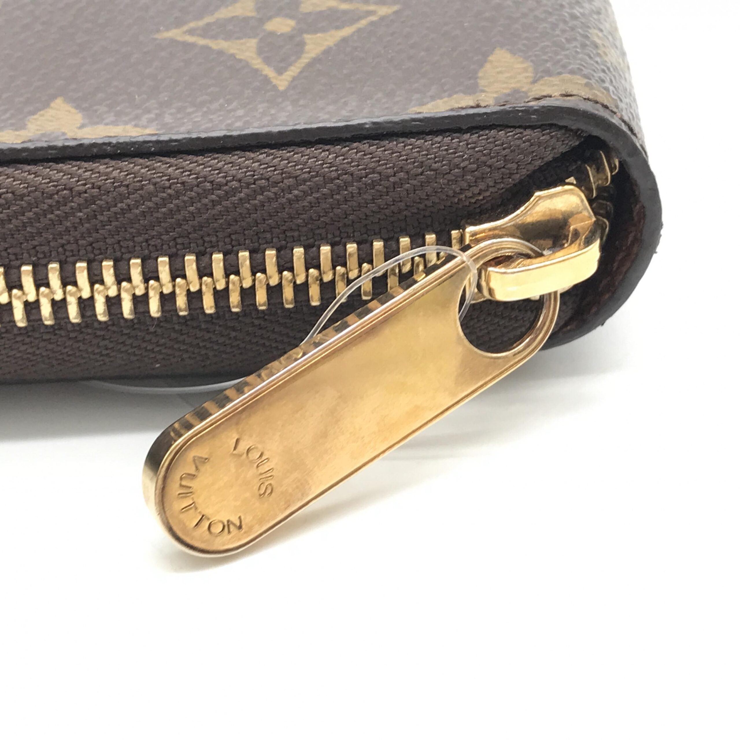 Louis Vuitton Monogram Zippy Wallet In Good Women's Condition (Authentic Pre-Loved)