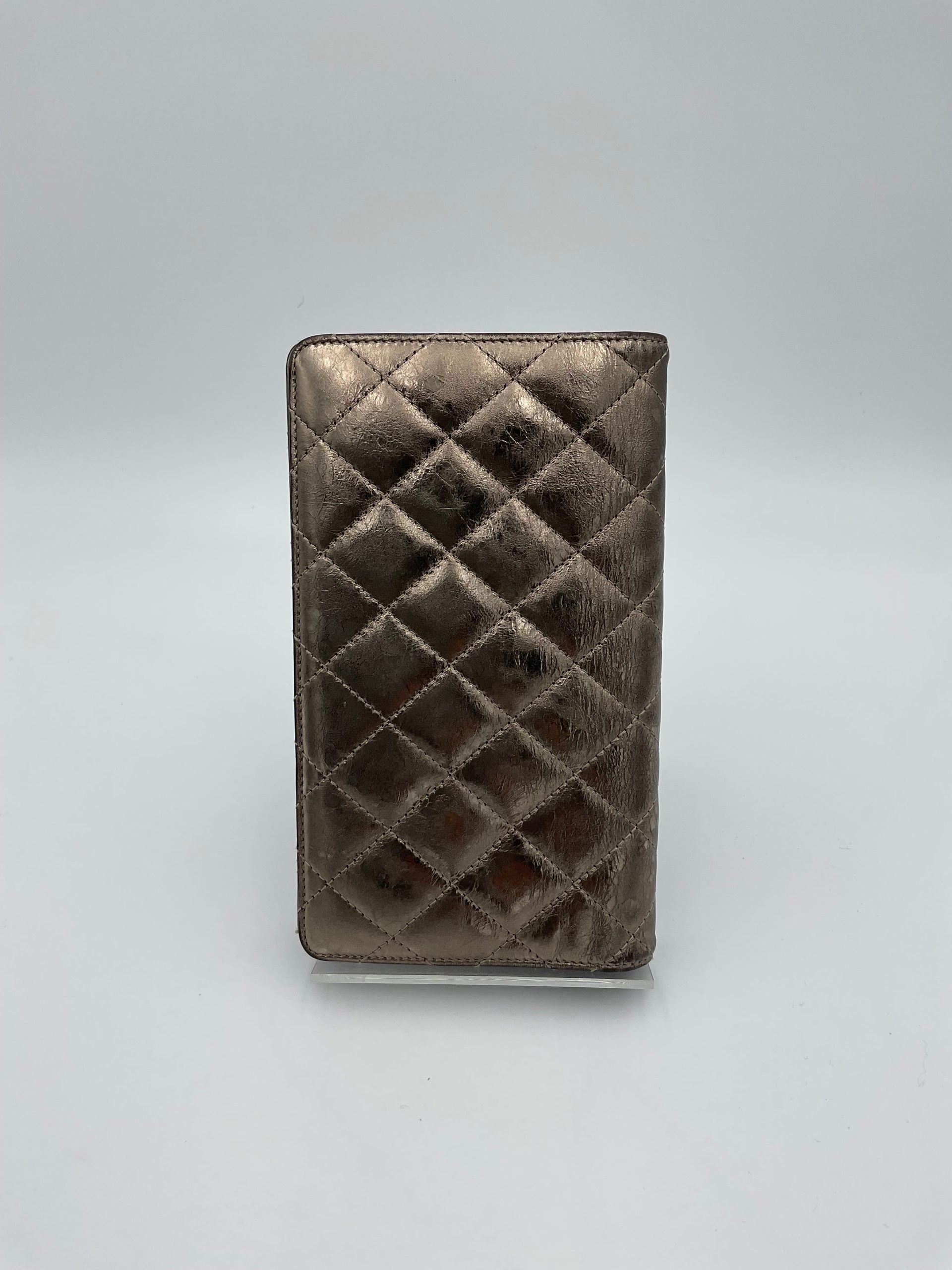 Chanel CHANEL Matèlassè Platinum Women's Wallet (Authentic Pre-Loved)