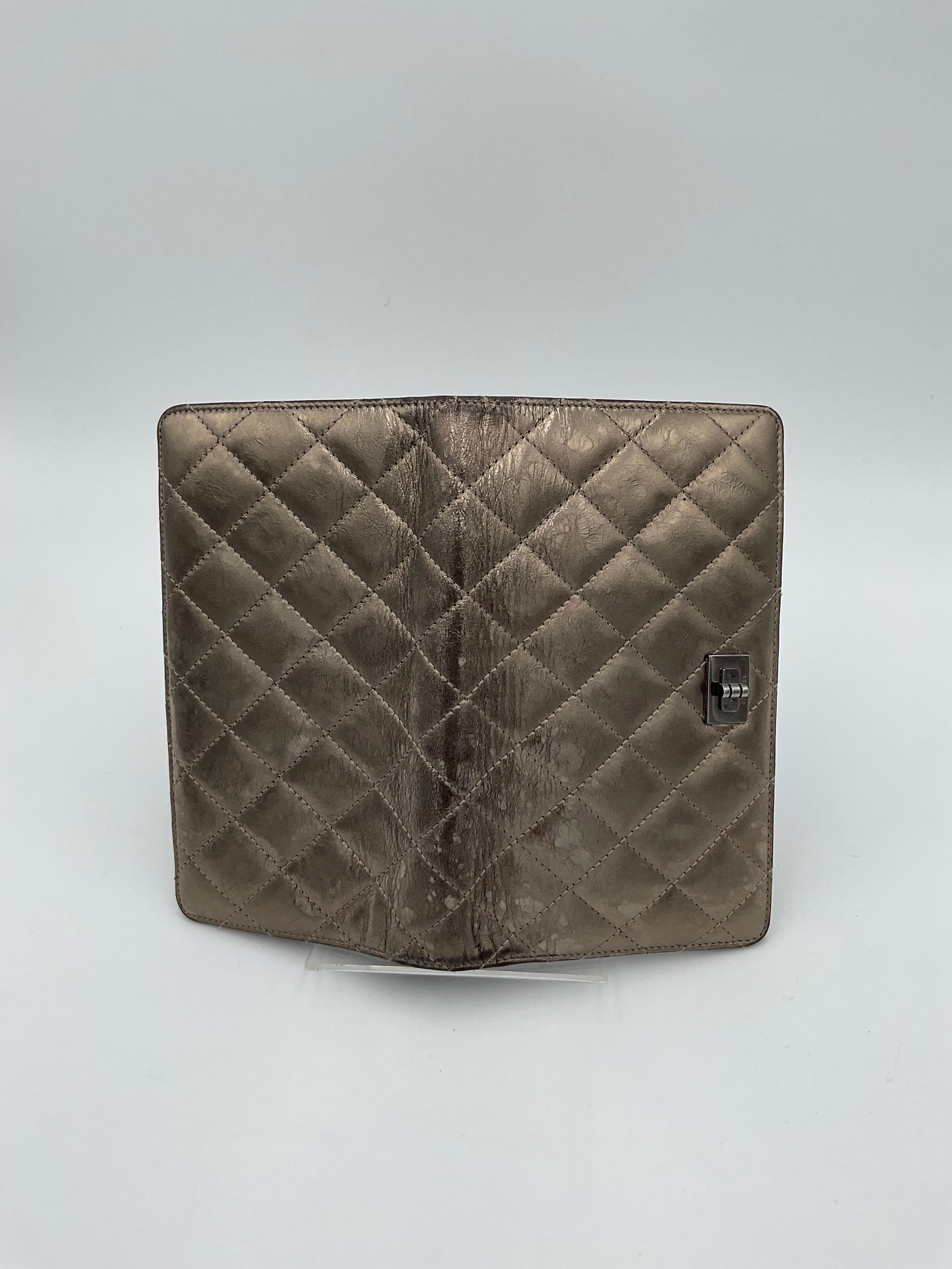Chanel CHANEL Matèlassè Platinum Women's Wallet (Authentic Pre-Loved)