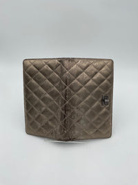Chanel CHANEL Matèlassè Platinum Women's Wallet (Authentic Pre-Loved)
