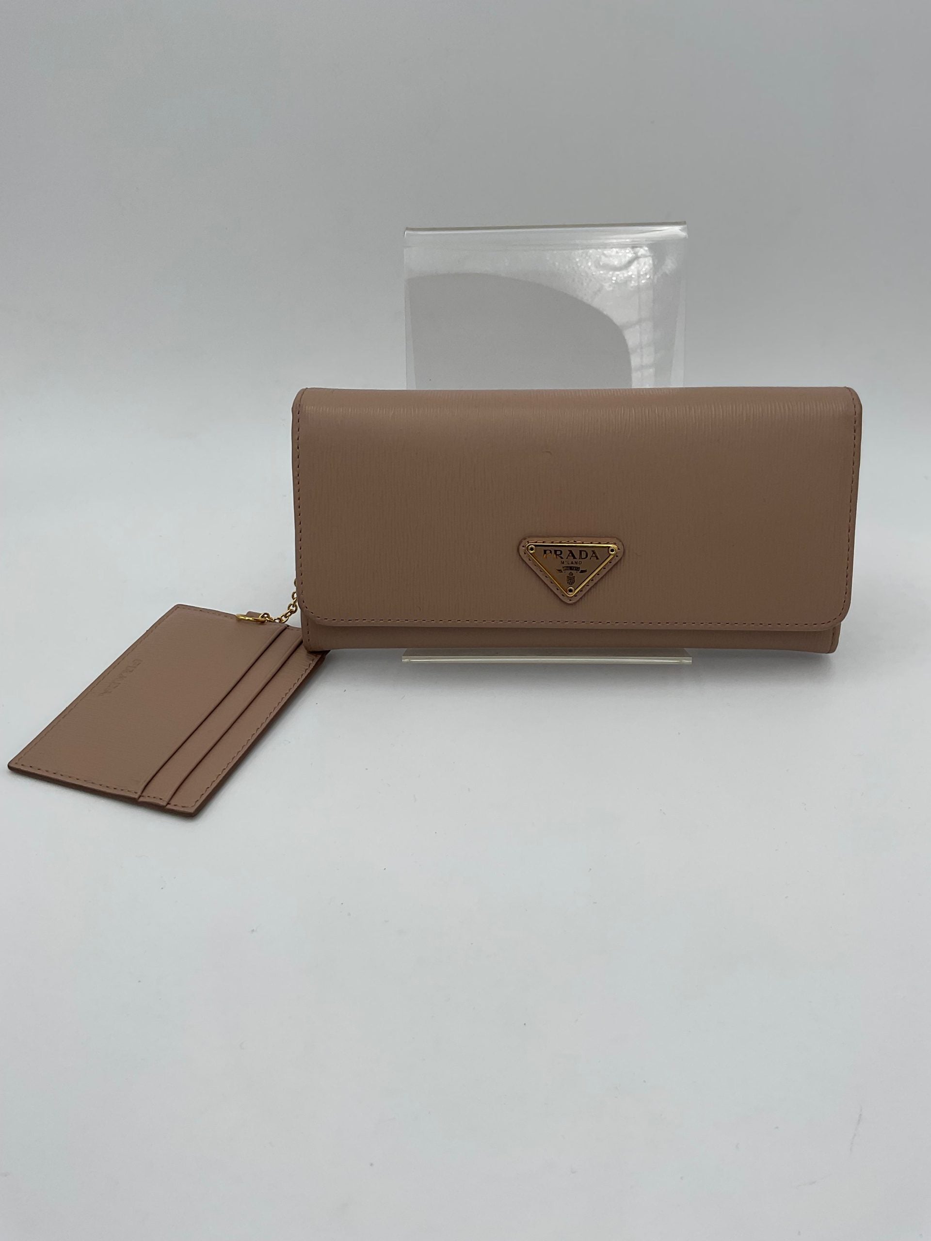 Prada PRADA Powder Saffiano with Card Holder Wallet (Authentic Pre-Loved)