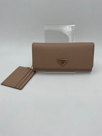 Prada PRADA Powder Saffiano with Card Holder Wallet (Authentic Pre-Loved)