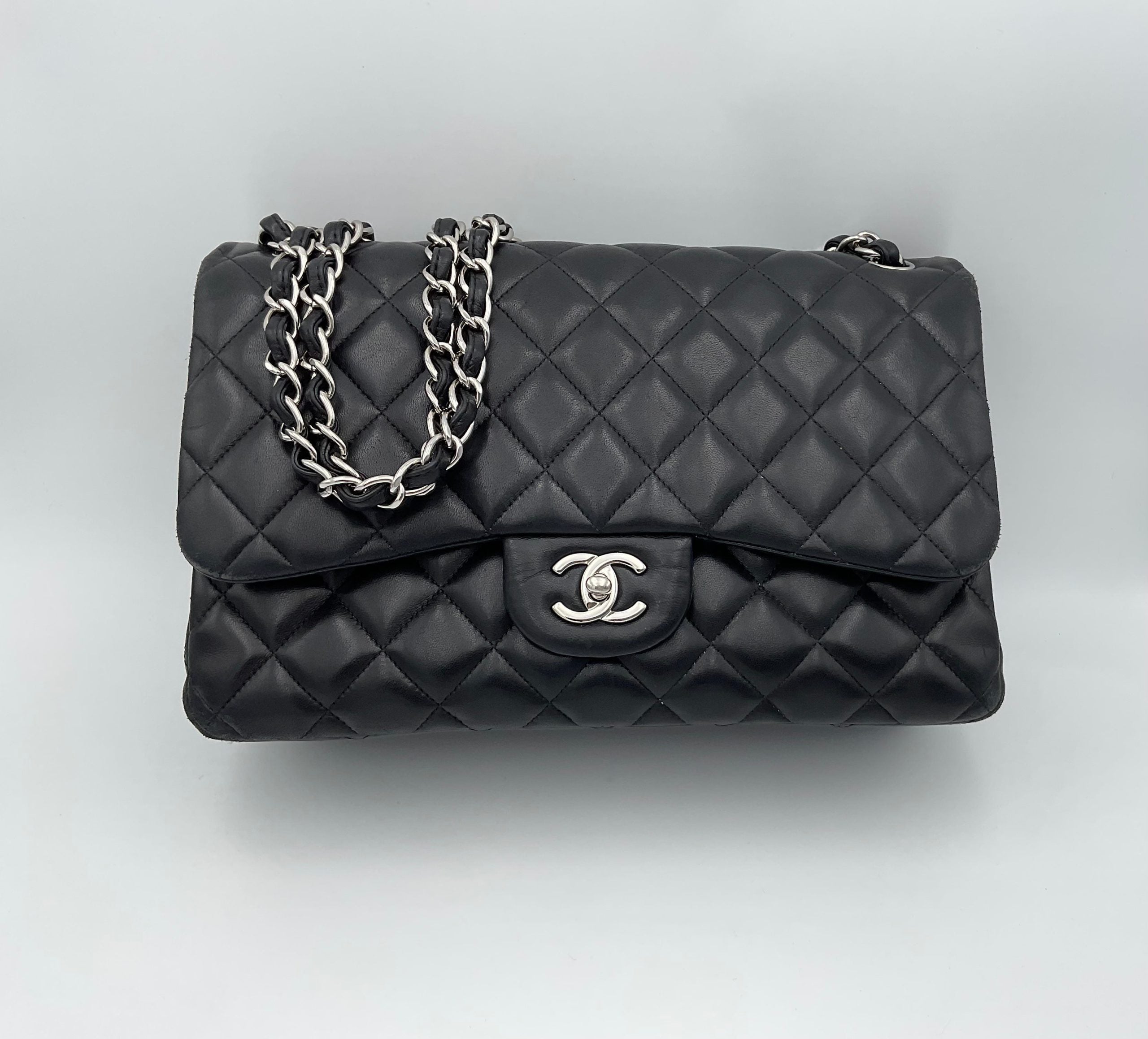 Chanel CHANEL Timeless Classique Jumbo Women's Handbag (Authentic Pre-Loved)