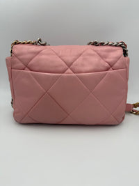 Chanel CHANEL 19 Medium Pink Women's Handbag (Authentic Pre-Loved)
