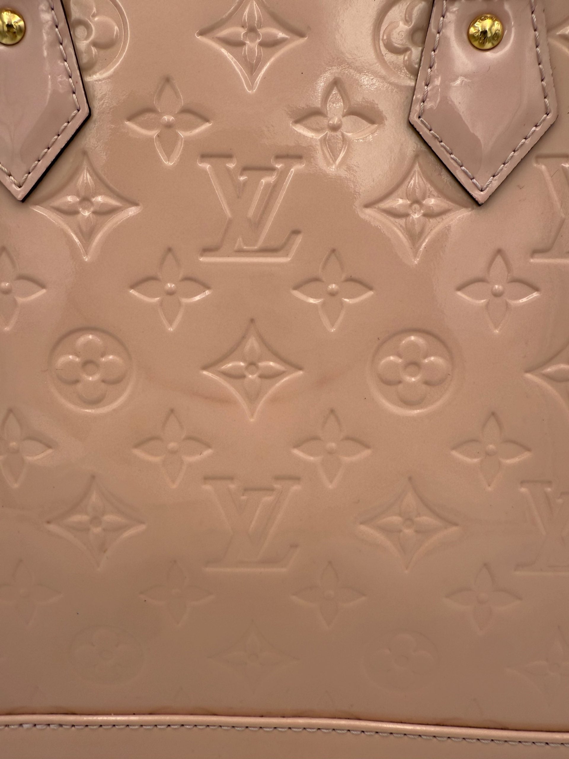 Louis Vuitton LOUIS VUITTON Alma MM Pink Patent Monogram Handbag (Authentic Pre-Loved)