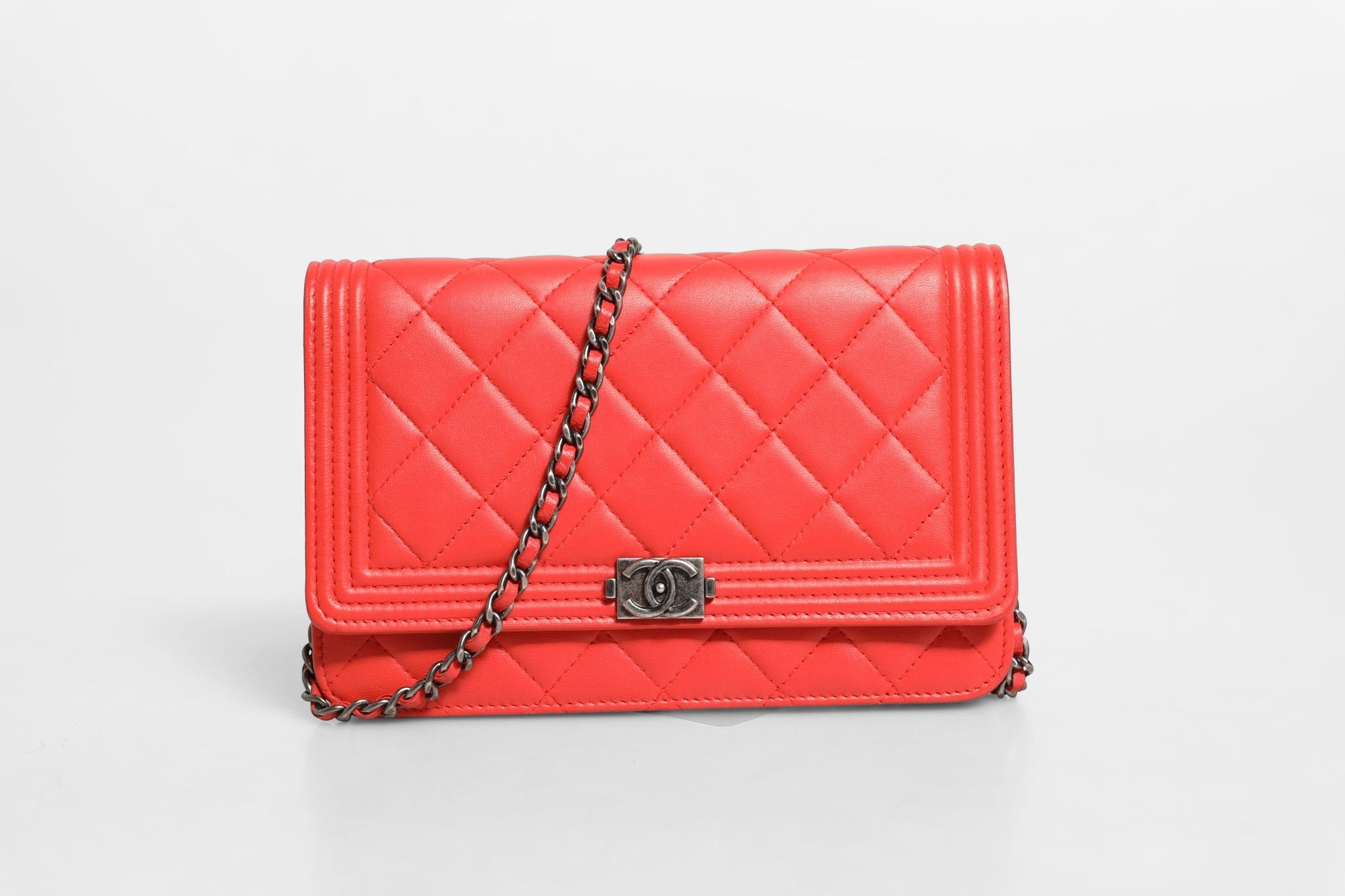Chanel Chanel Boy Wallet on Chain Red Women's Lambskin (Authentic Pre-Loved)