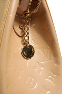 Louis Vuitton Monogram Vernis Brea MM Beige Women's Poudre (Authentic Pre-Loved)