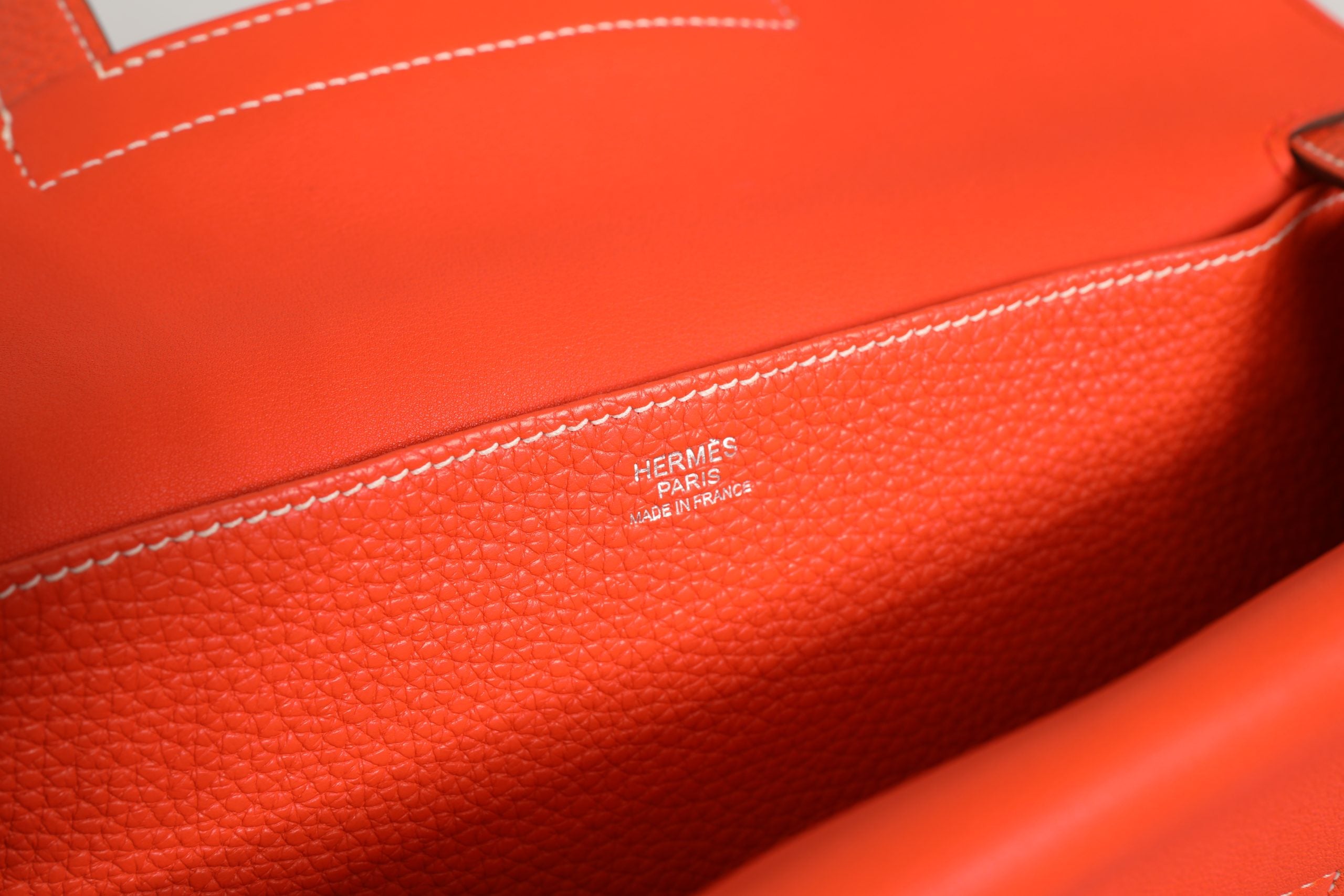 Hermès Rouge Casaque Clemence Halzan 31 Palladium Women's Hardware (Pre-Loved)