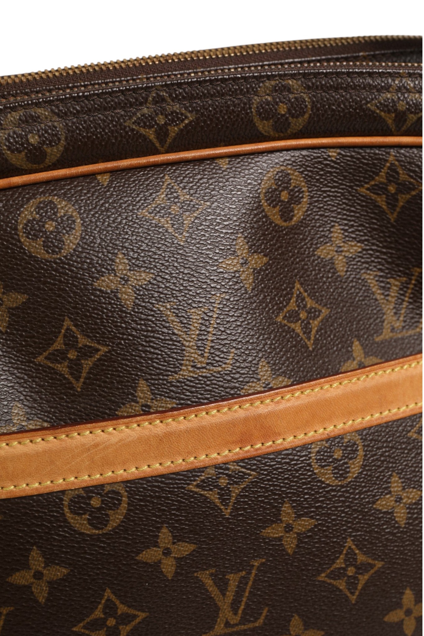 Louis Vuitton Monogram Reporter Women's GM (Authentic Pre-Loved)