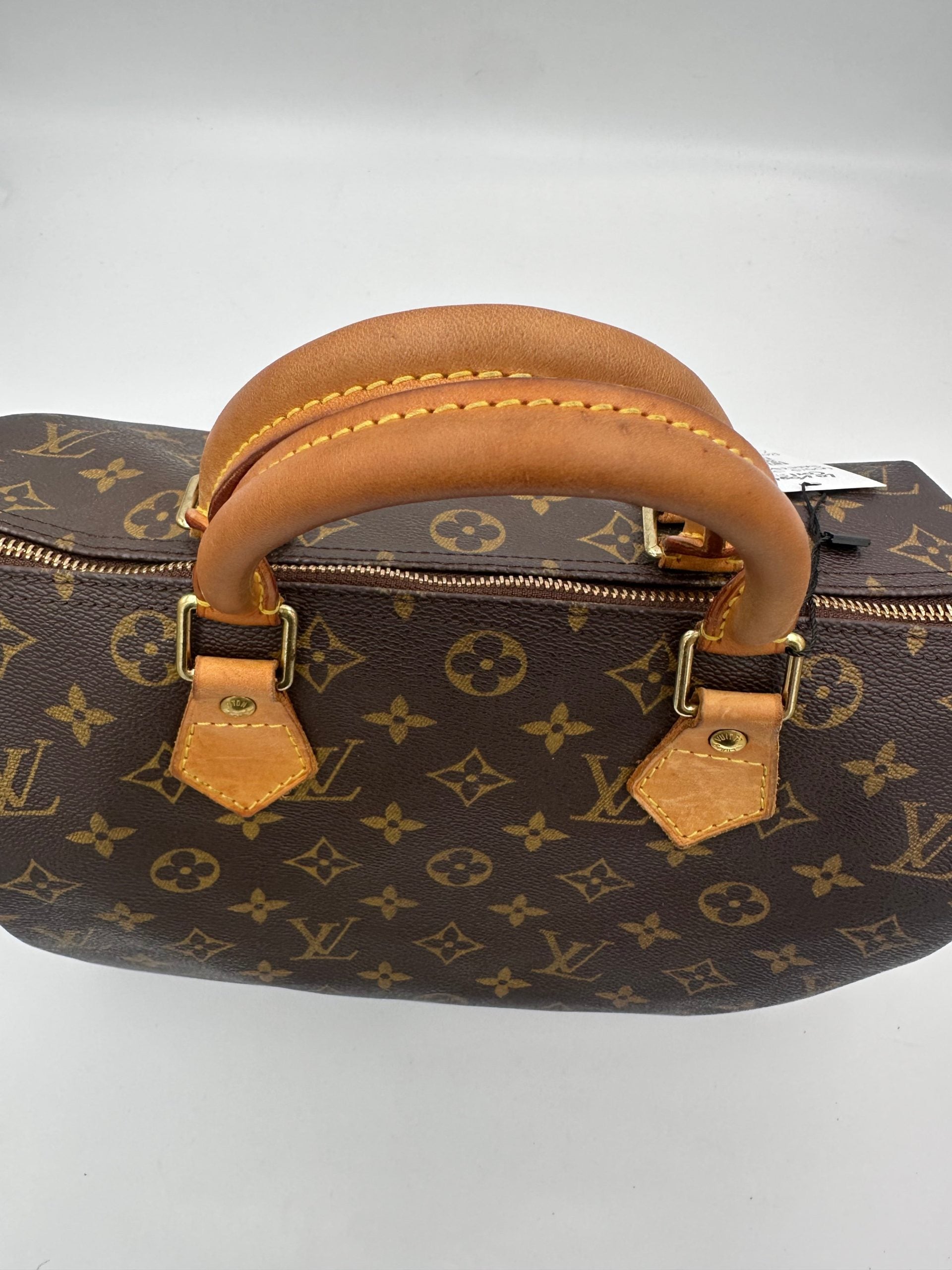 Louis Vuitton LOUIS VUITTON Speedy 30 Monogram Handbag (Authentic Pre-Loved)