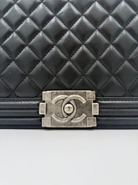 Chanel Bicolor Leather Women's Handbag (Authentic Pre-Loved)