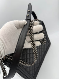 Chanel Bicolor Leather Women's Handbag (Authentic Pre-Loved)