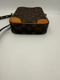 Louis Vuitton Louis Vuitton LOUIS VUITTON DANUBE Monogram  Handbag (Pre-Loved)