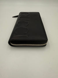 Gucci Gucci GUCCI Zip Black Front Logo Embossed  Wallet (Pre-Loved)