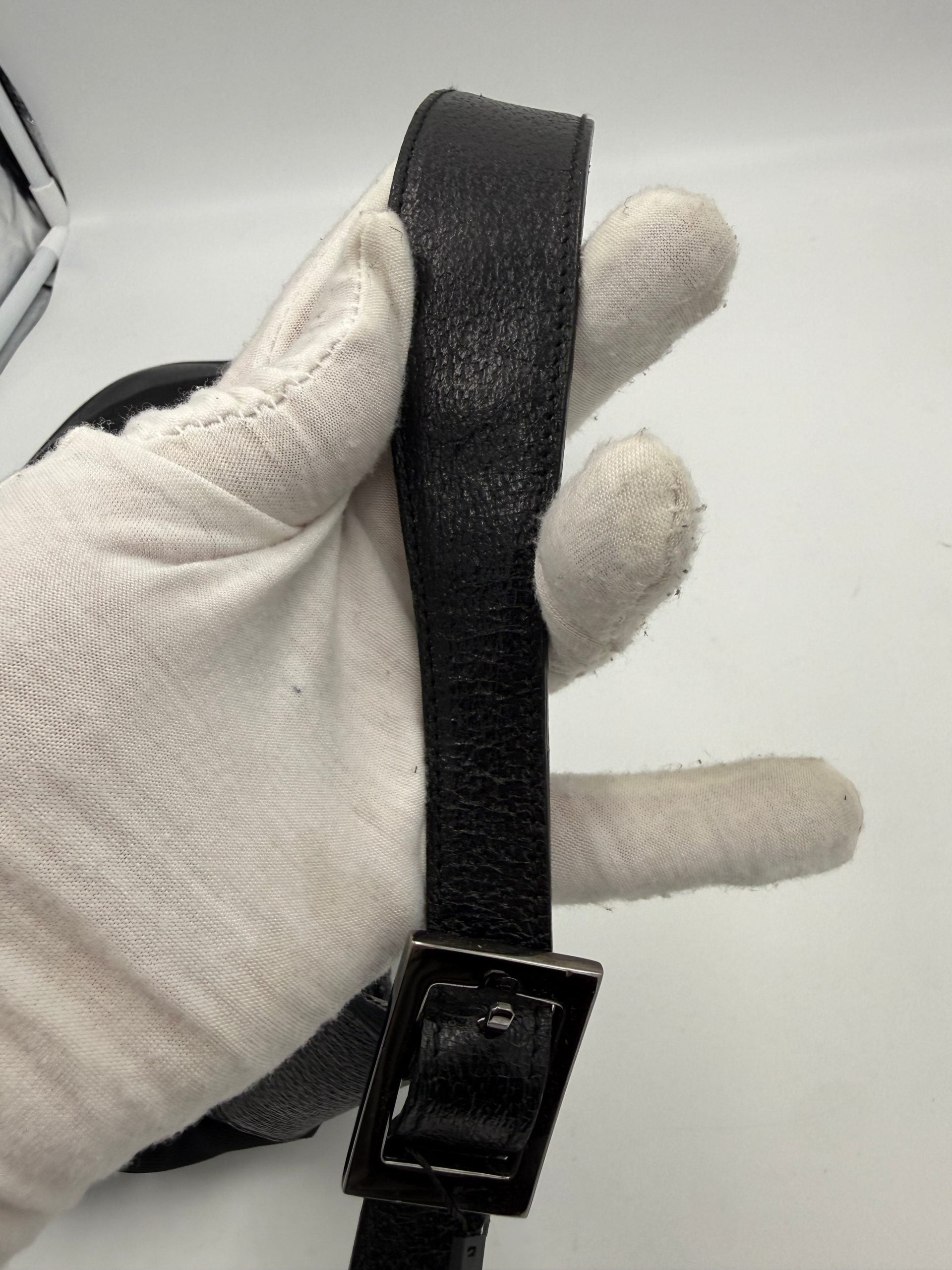 Gucci Gucci GUCCI JACKIE Leather and Canvas  Handbag (Authentic Pre-Loved)