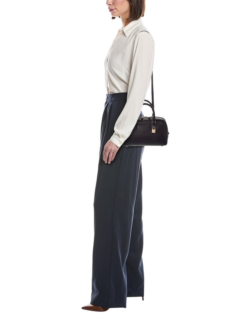 Loewe Loewe Amazona 23 Leather Shoulder Bag
