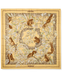 Pre-Owned Hermès Casse Noisette By Antoine De Jacquelot Mm Printed Silk Scarf (Authentic