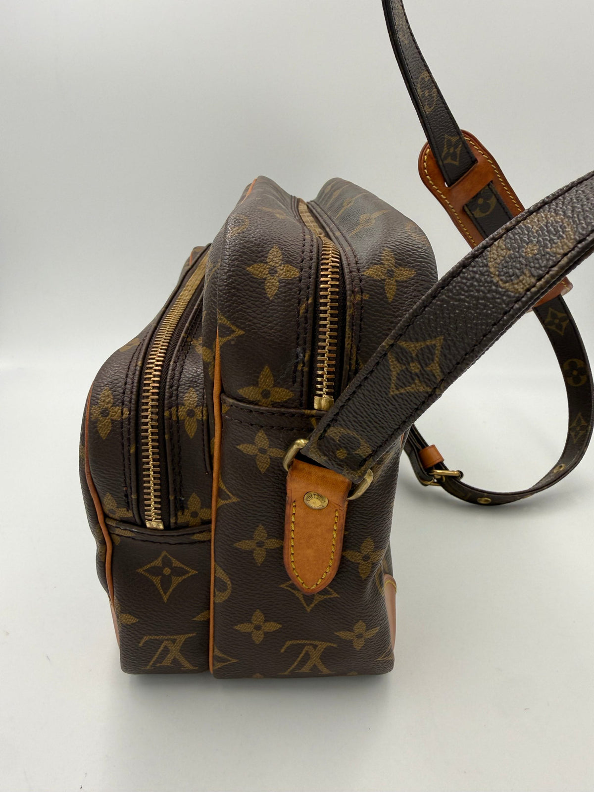 Louis Vuitton Louis Vuitton Multicolor Leather  Handbag (Authentic Pre-Loved)