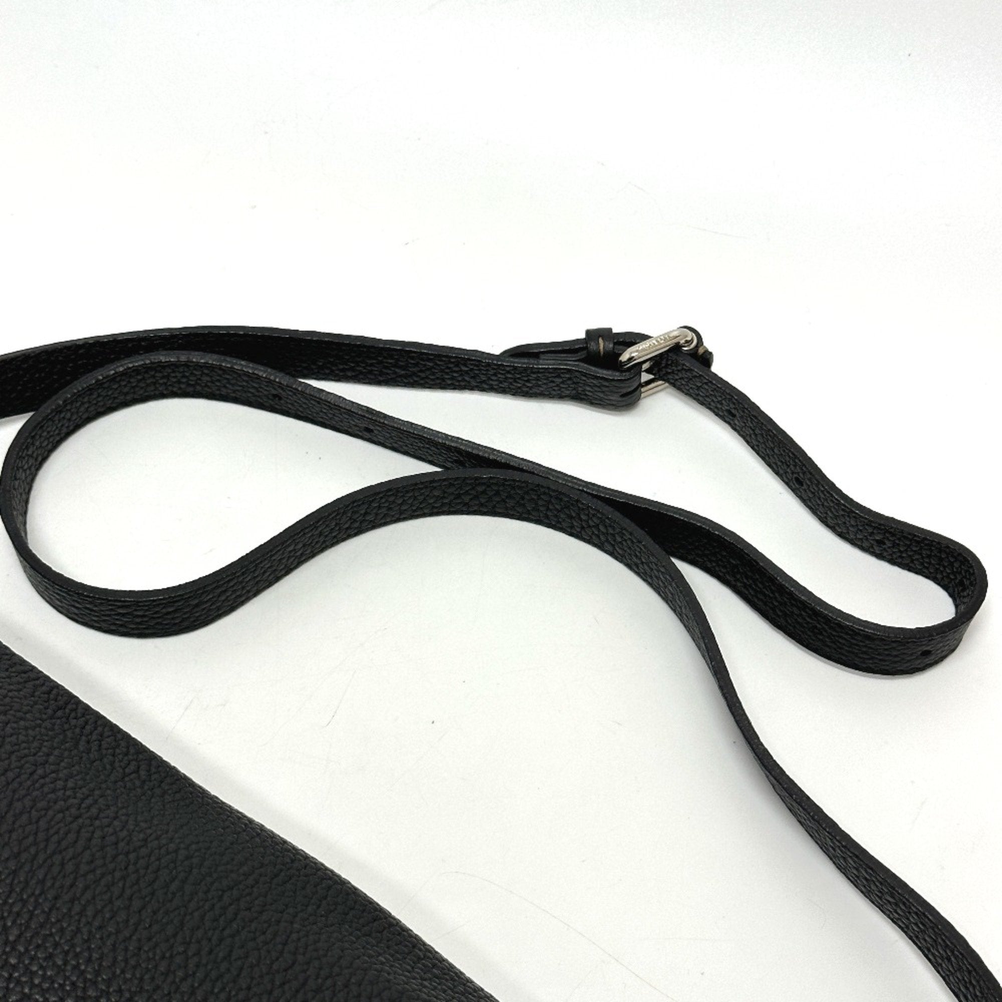 Fendi Selleria Black Leather Shoulder Bag (Pre-Owned)