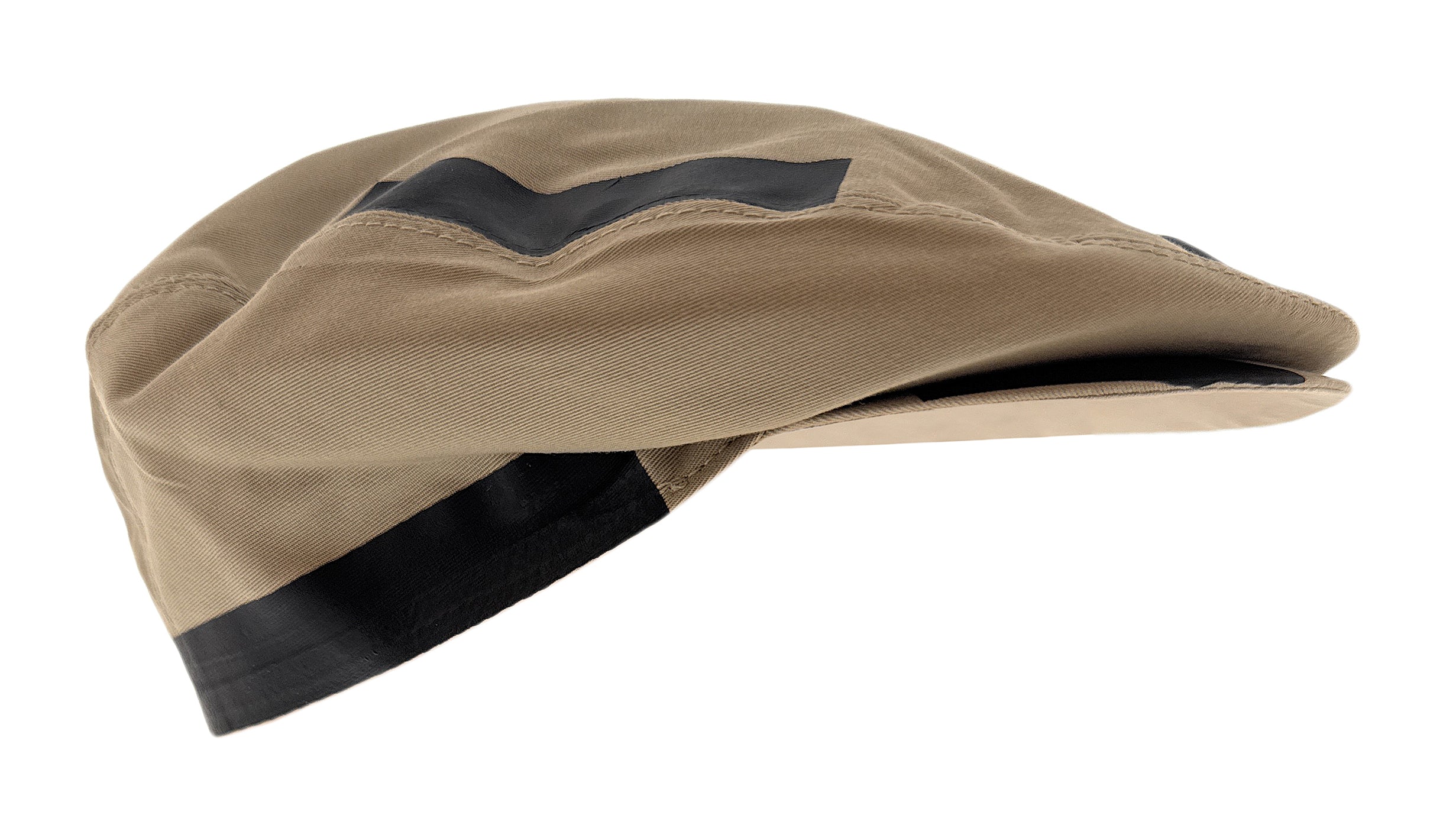 Dolce & Gabbana Beige/Black Solid Signature Modern Flat Cap-ayered Brim with Sleek Edge