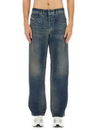 Diesel Men "2001 D-Macro-Fsg1" Jeans