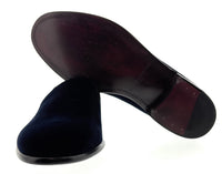 Dolce & Gabbana Navy Velvet Loafers with Leather Sole – Luxury Formal Footwear -EU41