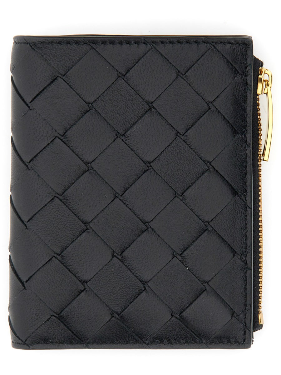 Bottega Veneta Women Portafoglio "Bi-Fold"
