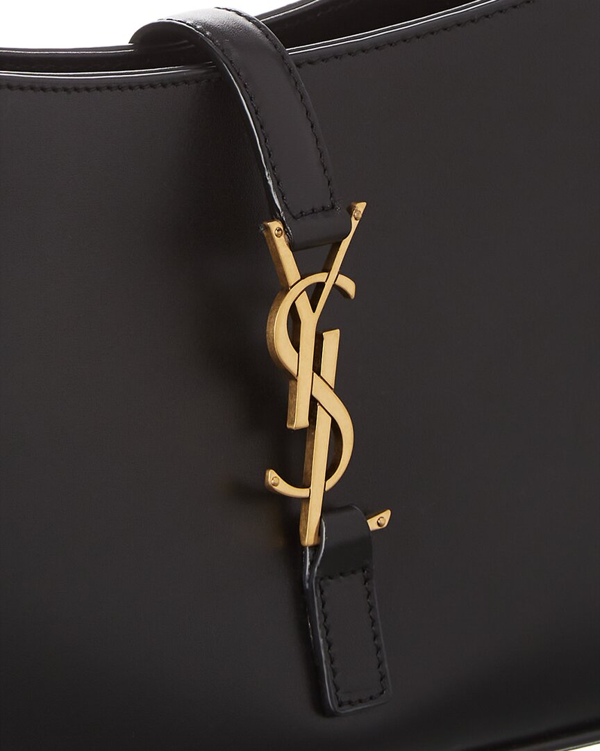Saint Laurent Saint Laurent Le 5 À 7 Smooth Leather Hobo Bag