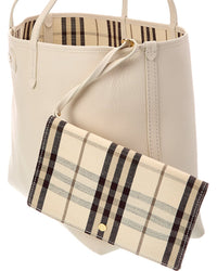Burberry Burberry Bloomsbury Reversible Medium Leather Tote