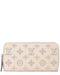 Pre-Owned Louis Vuitton Pink Mahina Leather Zippy (Authentic Pre-Loved)