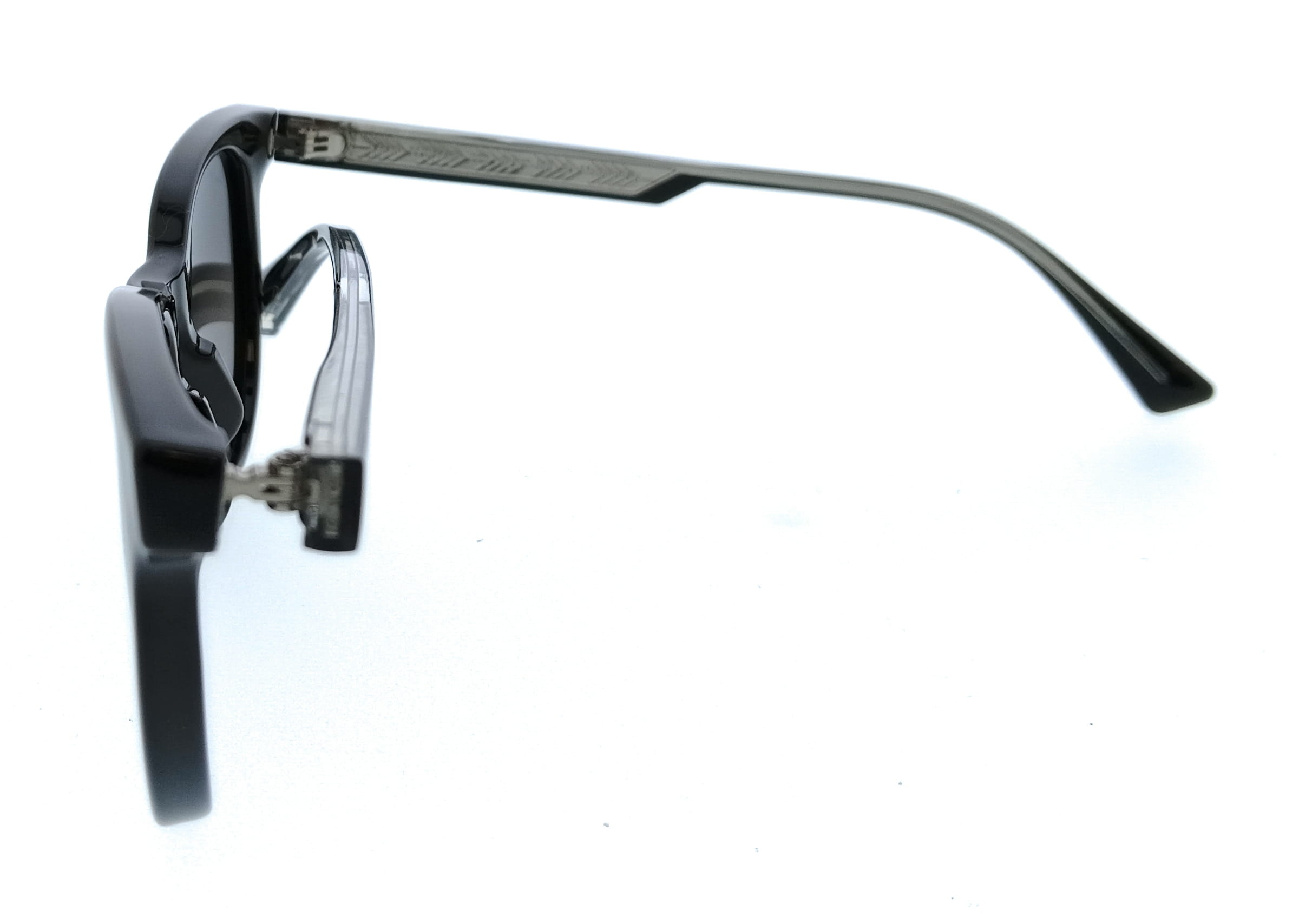 Maui Jim MJ0588S-001 Lonomea Black Round Womens Sunglasses