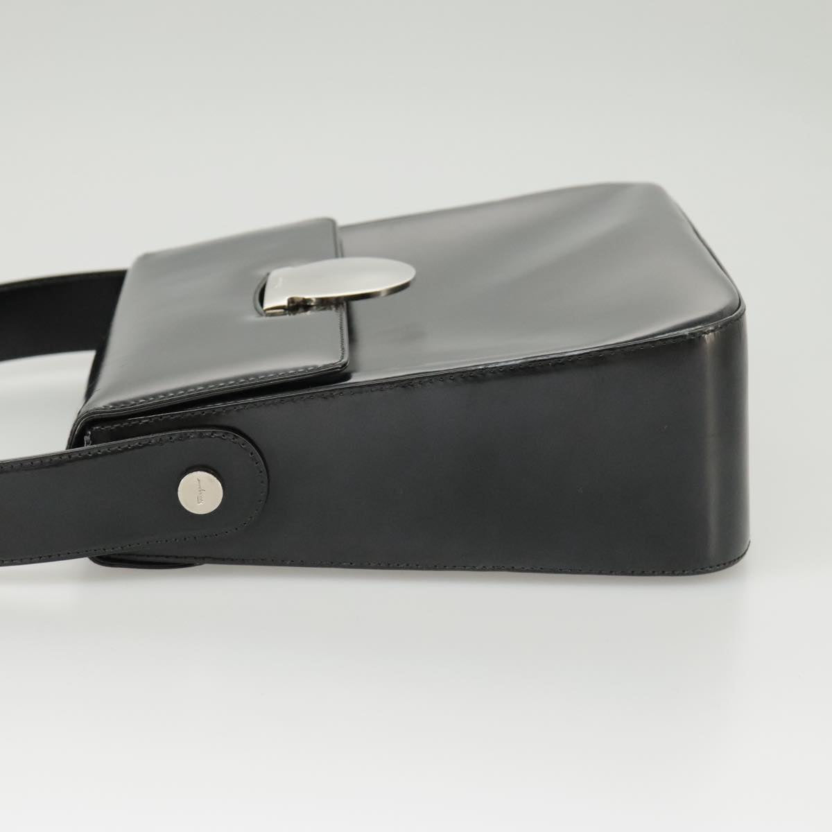 Salvatore Ferragamo Gancini Black Leather Handbag (Pre-Owned)