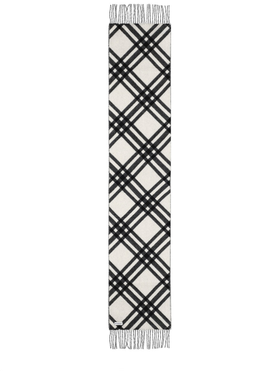 Burberry Women Sciarpa In Cashmere Check