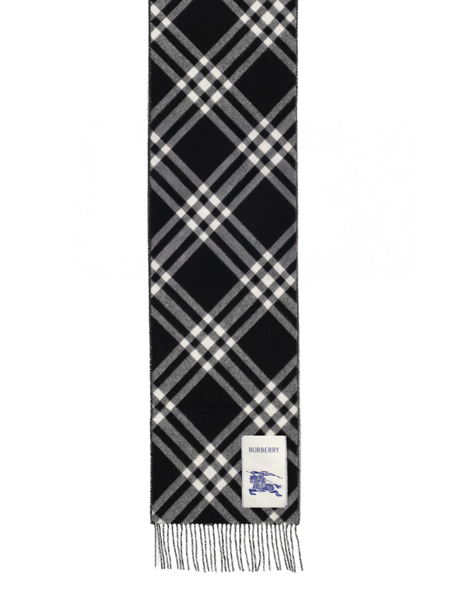 Burberry Women Sciarpa In Cashmere Check