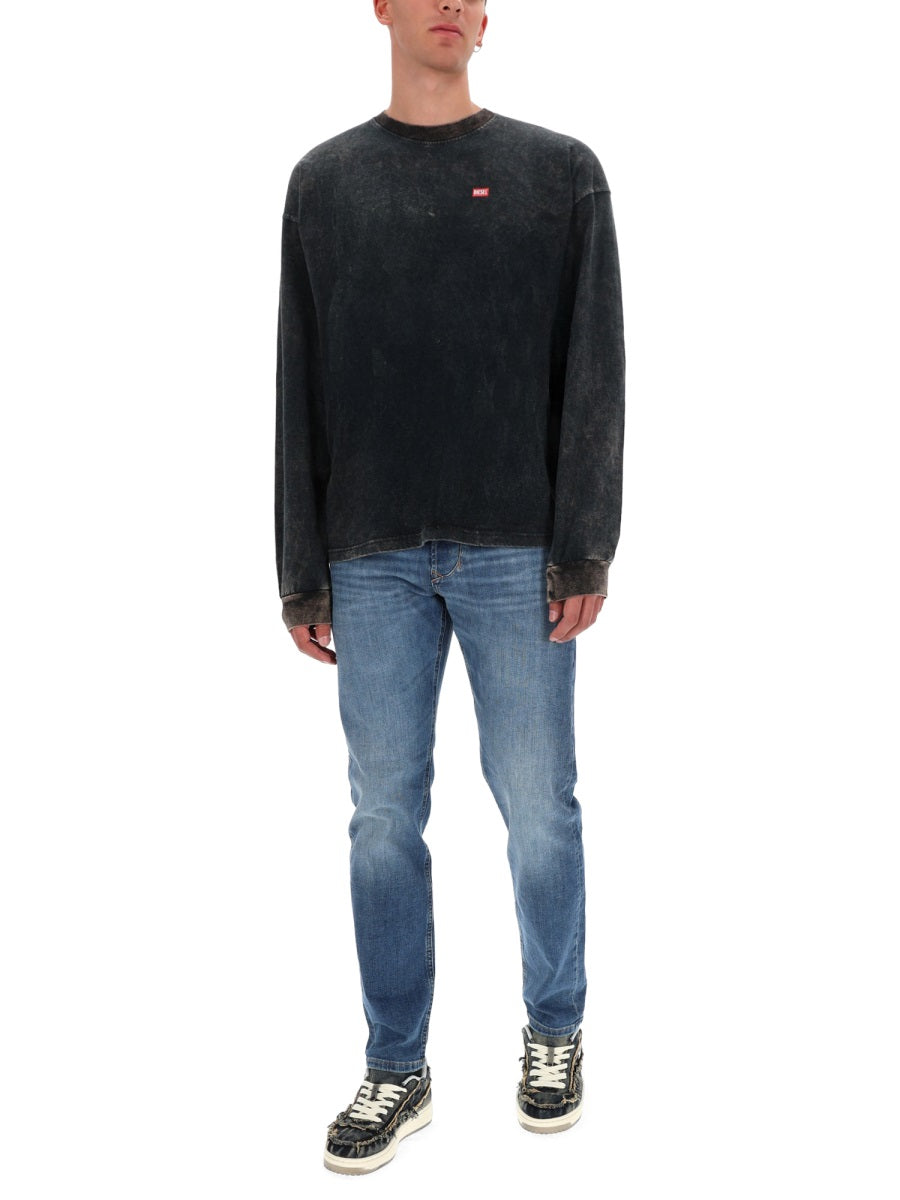 DIESEL Diesel Men Jeans "1986 Larkee-Beex"