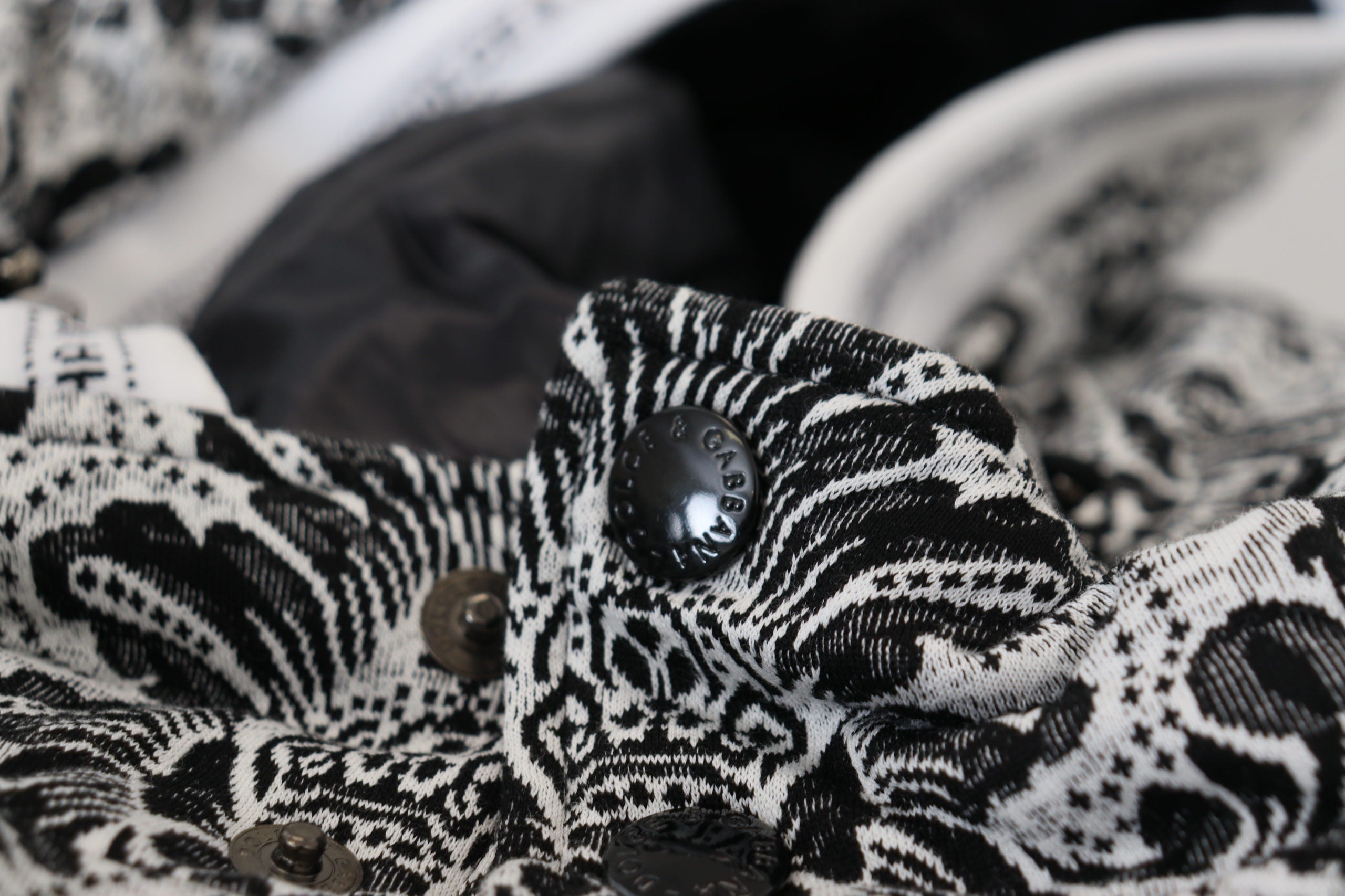 Dolce & Gabbana  BlackWhite Damask Lace Hooded Cape