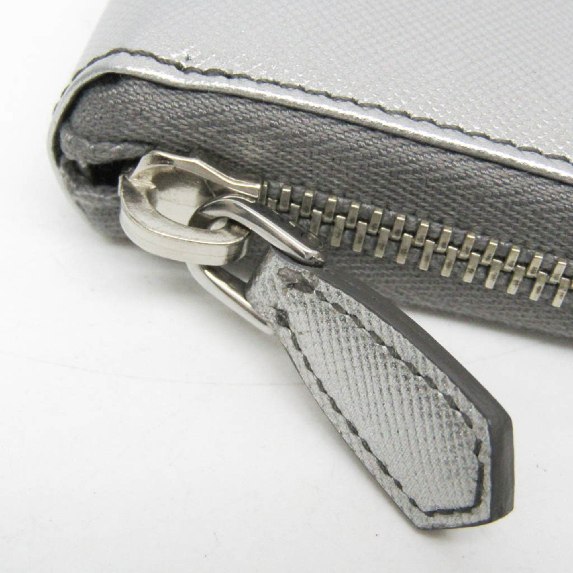 Prada Silver Leather Wallet  (Pre-Owned)