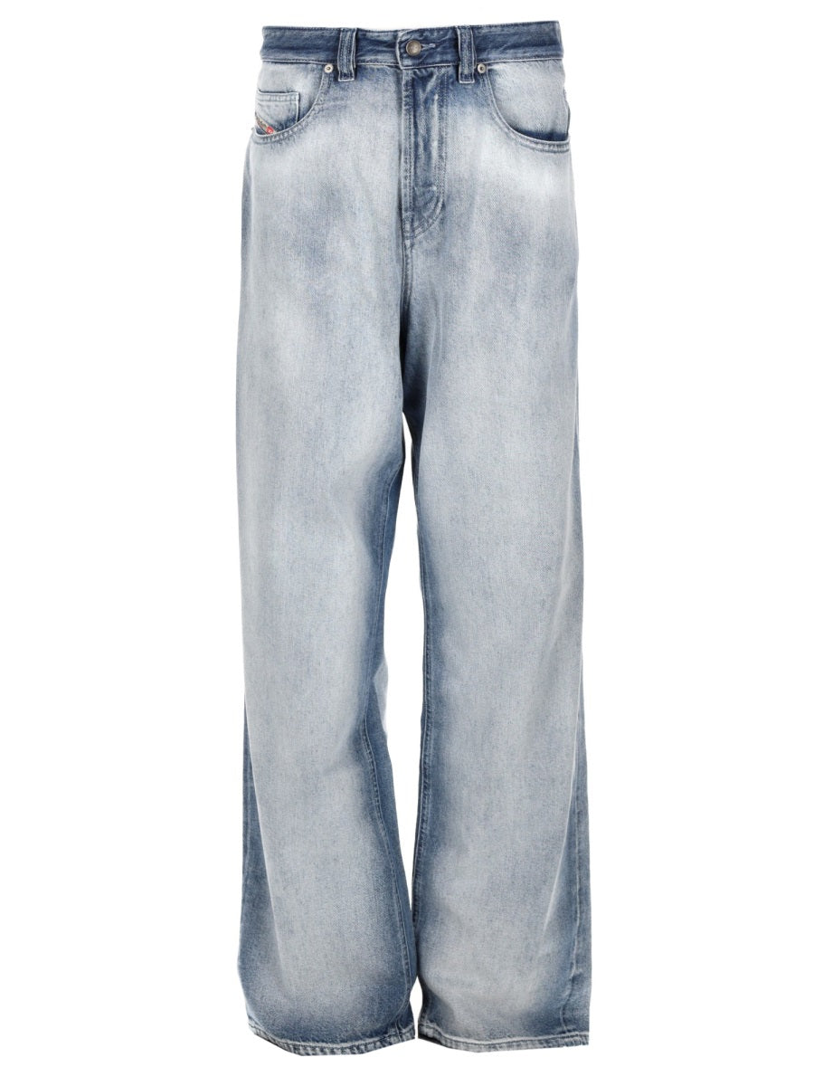 Diesel Men Jeans "2001 D-Macro-Fsi2"